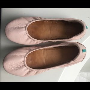 Ballerina pink tieks size 6